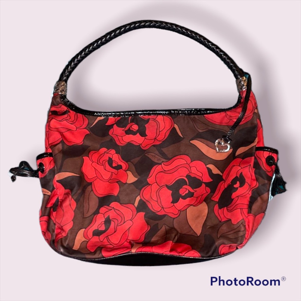 Vintage Brighton shoulder purse with red and black flowers. 🖤